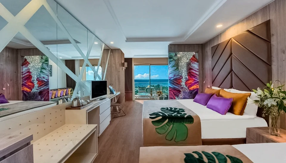 هتل دلفین بی گرند آنتالیا